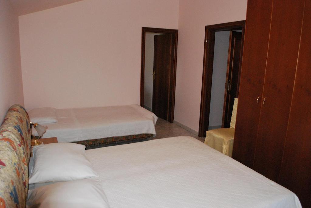 Rooms Marija Rijeka Bilik gambar